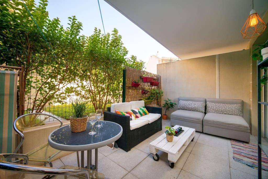 Fully Equipped Apartment With Terrace Sleeps 4 Marsilia Exterior foto