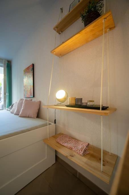Fully Equipped Apartment With Terrace Sleeps 4 Marsilia Exterior foto